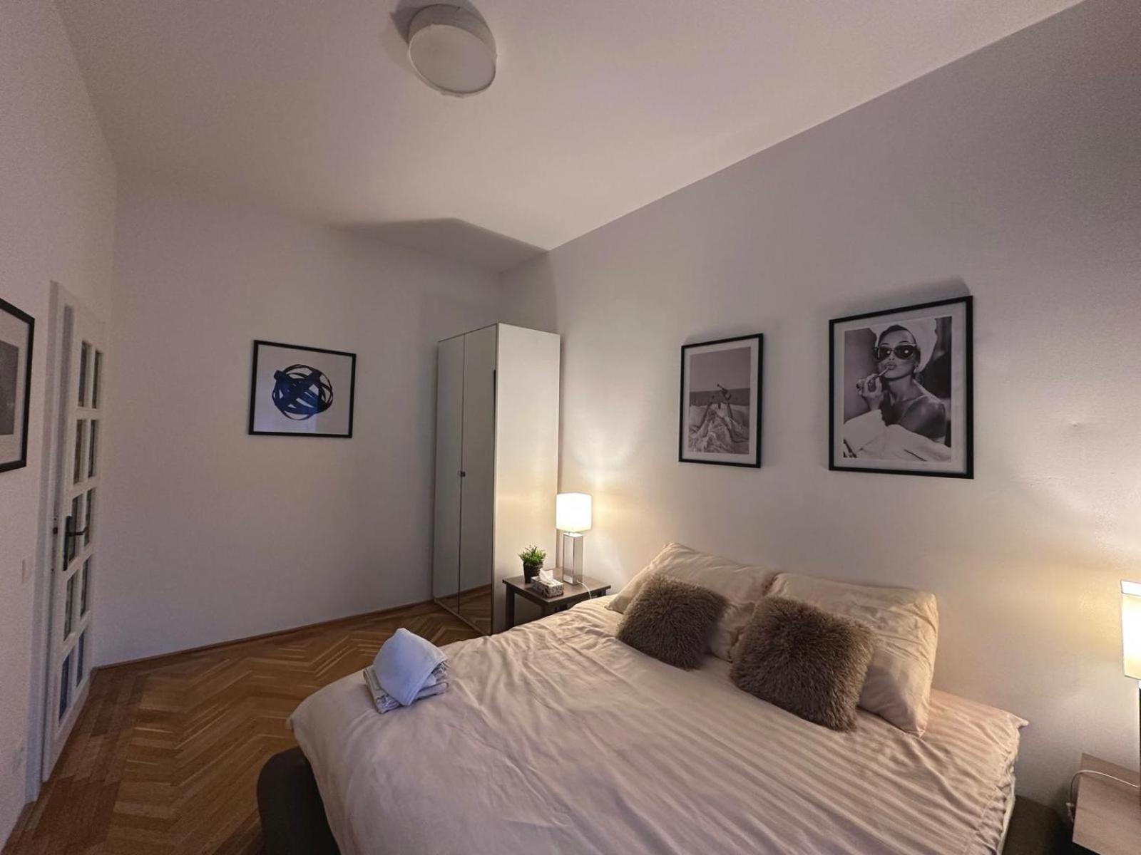 Apartment The Heart Of The